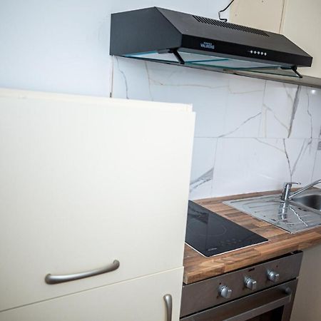 Agreable Chambre Sur Liege Avc Parking Et Wifi Gratuit Bagian luar foto