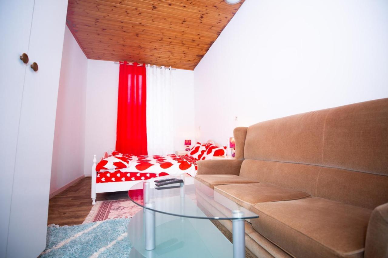Agreable Chambre Sur Liege Avc Parking Et Wifi Gratuit Bagian luar foto